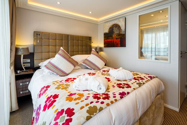 AmaWaterways AmaLea Accommodation Category BB 1.jpg